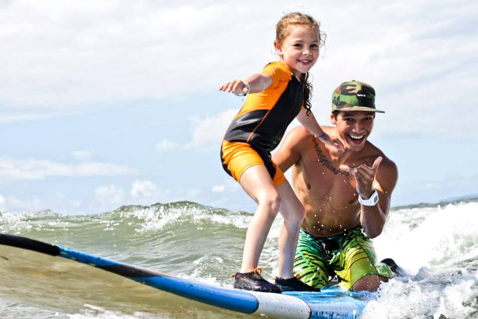 1471081_761563267205930_1518175824_n surfing lessons